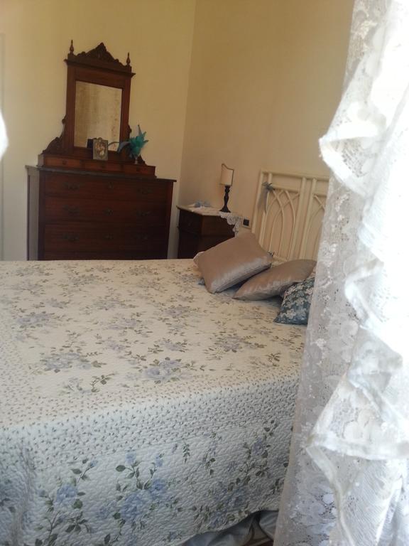 Casa Simonetti Panzió Torre del Lago Puccini Szoba fotó